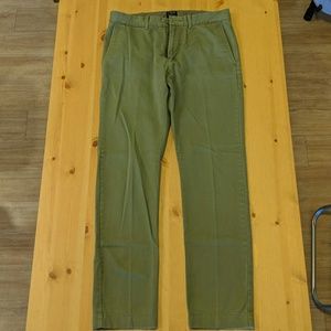 J. Crew Factory Driggs Chino (Mens) - Olive